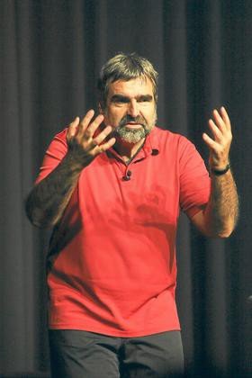 2012 – Volker Pispers im Ballenlager